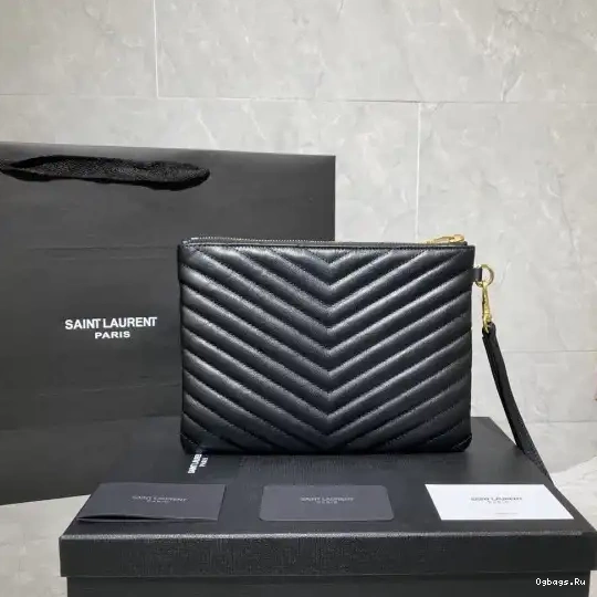 YSL CLUTCH MONOGRAM 0425